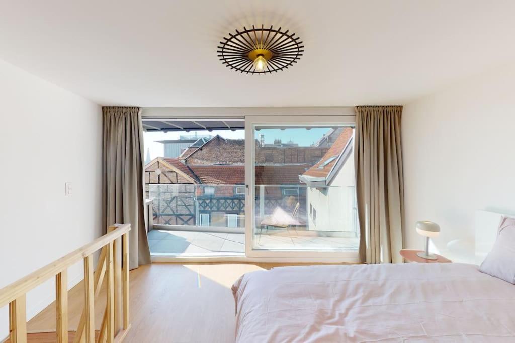 La Mezzanine Sur Les Toits - Opera/St-Lambert Apartman Liège Kültér fotó